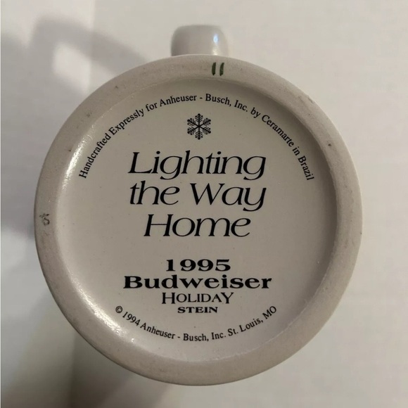 1995 Budweiser Holiday Stein titled "Lighting The Way Home" - Picture 9 of 16